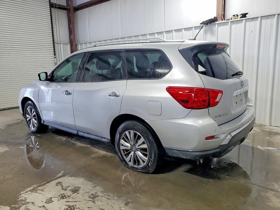 2018 NISSAN PATHFINDER SV 2