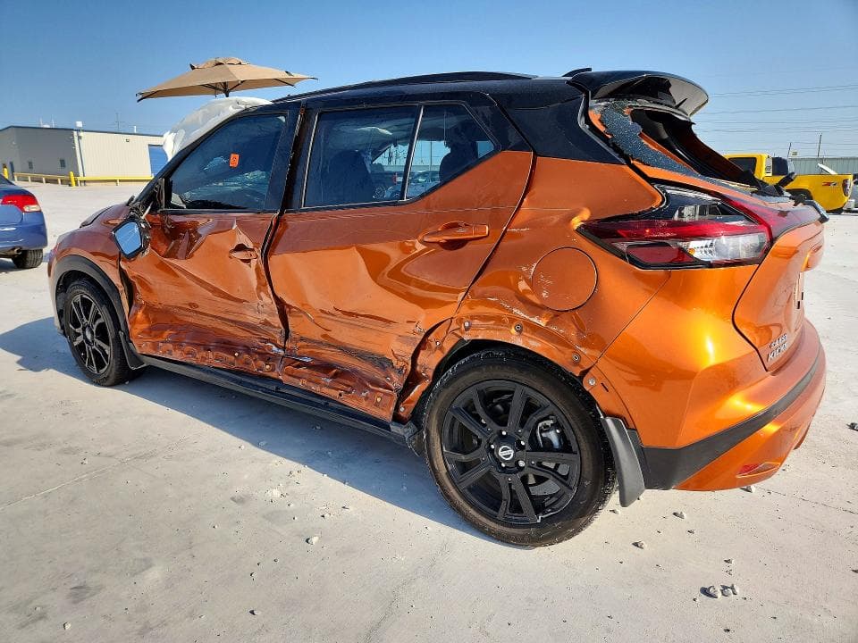 2021 NISSAN KICKS SR 2