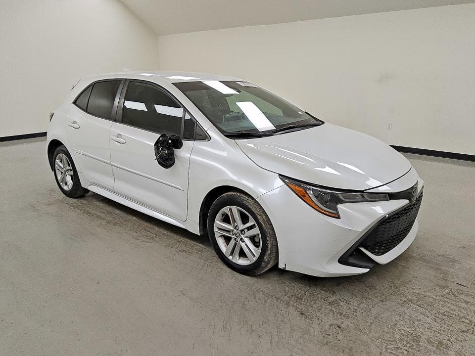 2022 TOYOTA COROLLA HATCHBACK SE 4
