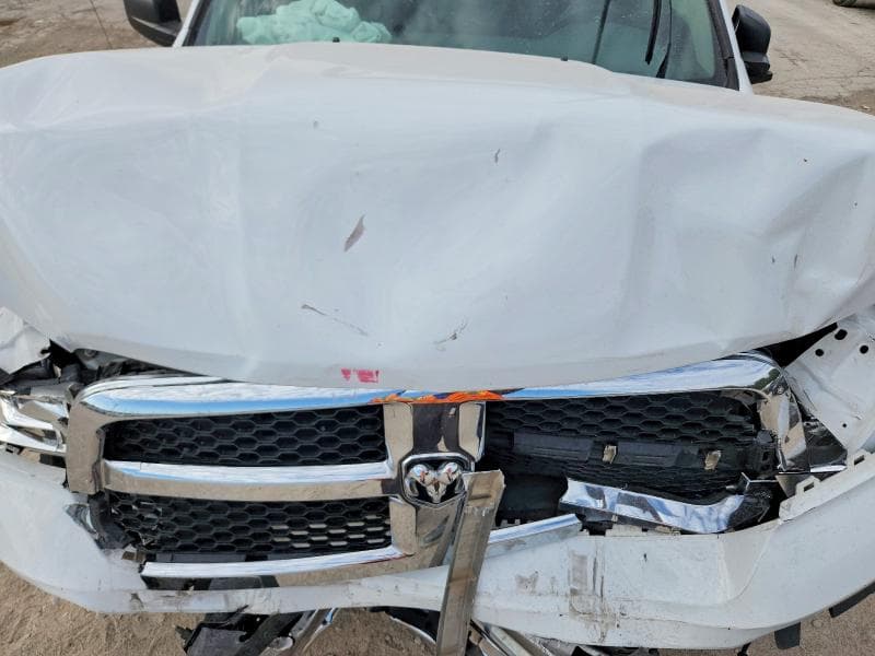 2020 RAM 1500 CLASSIC TRADESMAN 11