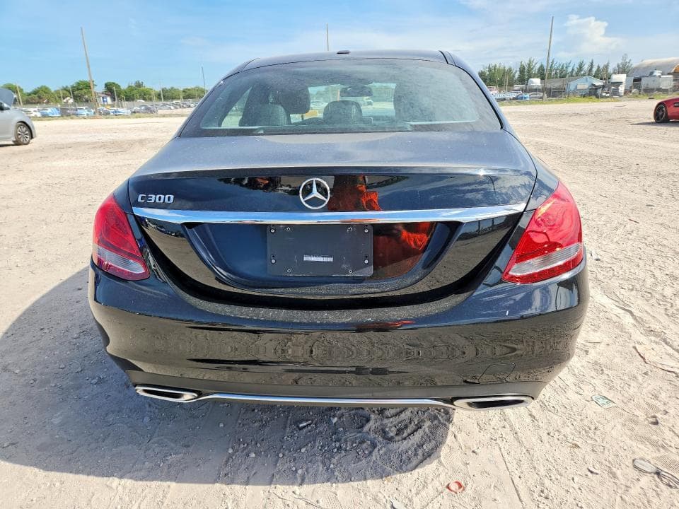 2018 MERCEDES-BENZ C 300 6