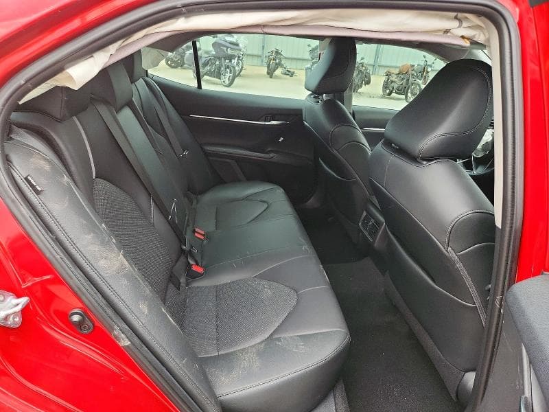 2021 TOYOTA CAMRY XSE 10