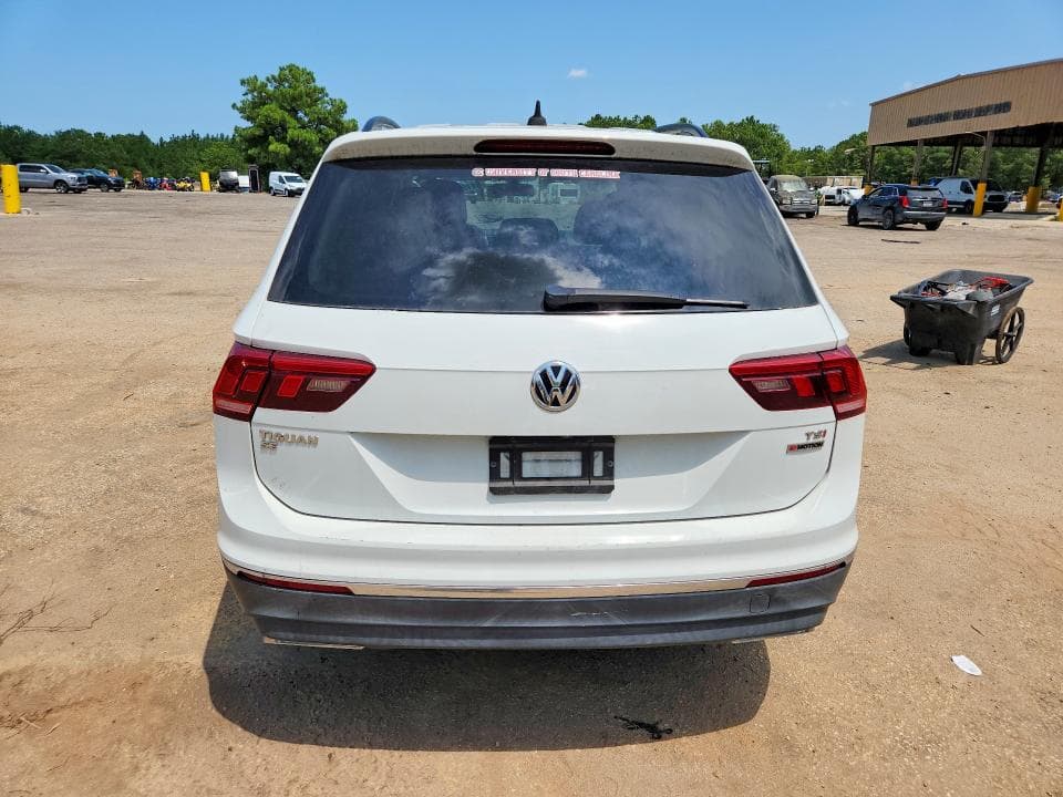 2018 VOLKSWAGEN TIGUAN SE 6