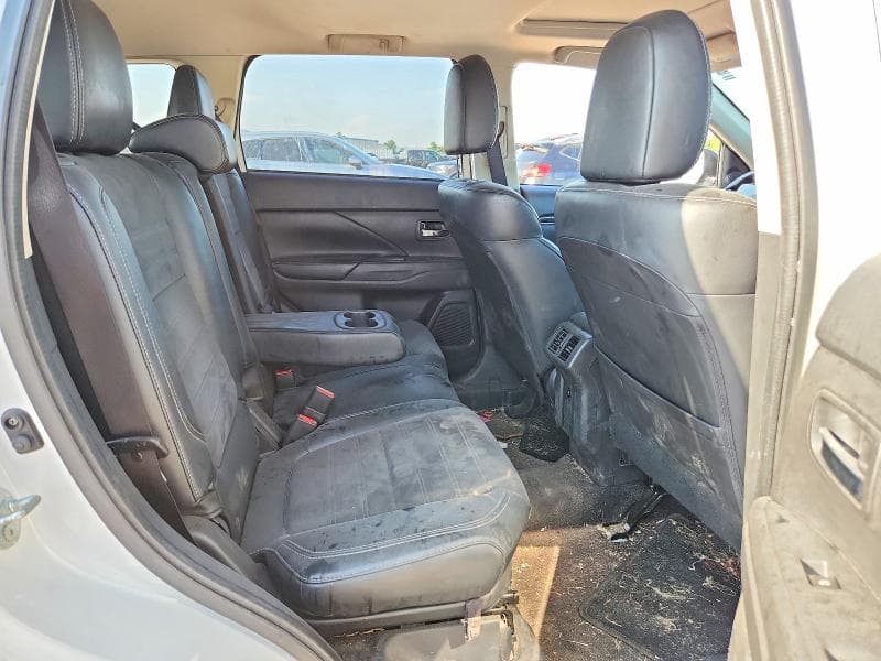 2019 MITSUBISHI OUTLANDER SE 11