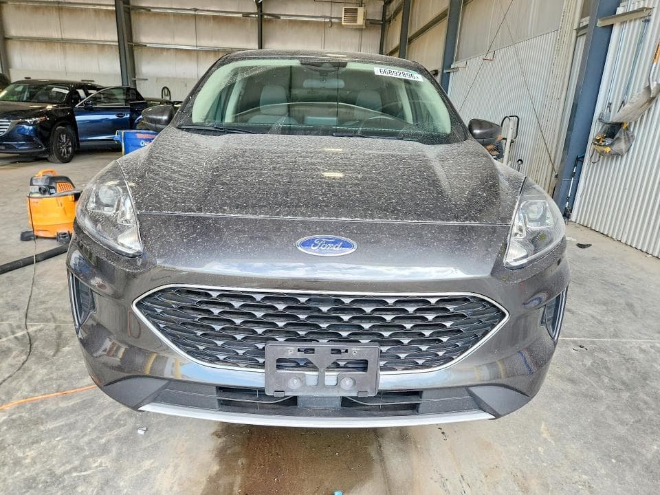 2020 FORD ESCAPE SE 5