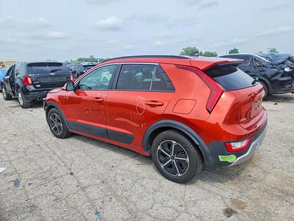 2023 KIA NIRO EX 2