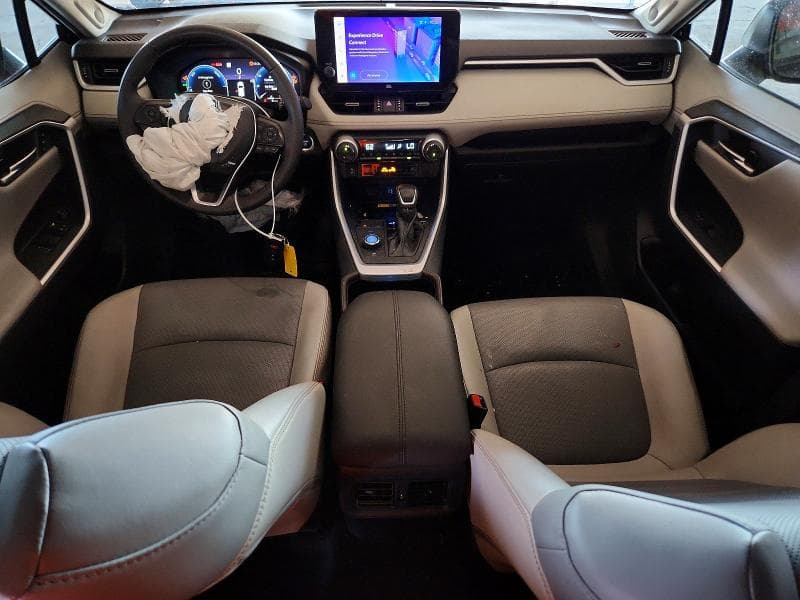 2023 TOYOTA RAV4 LIMITED 8
