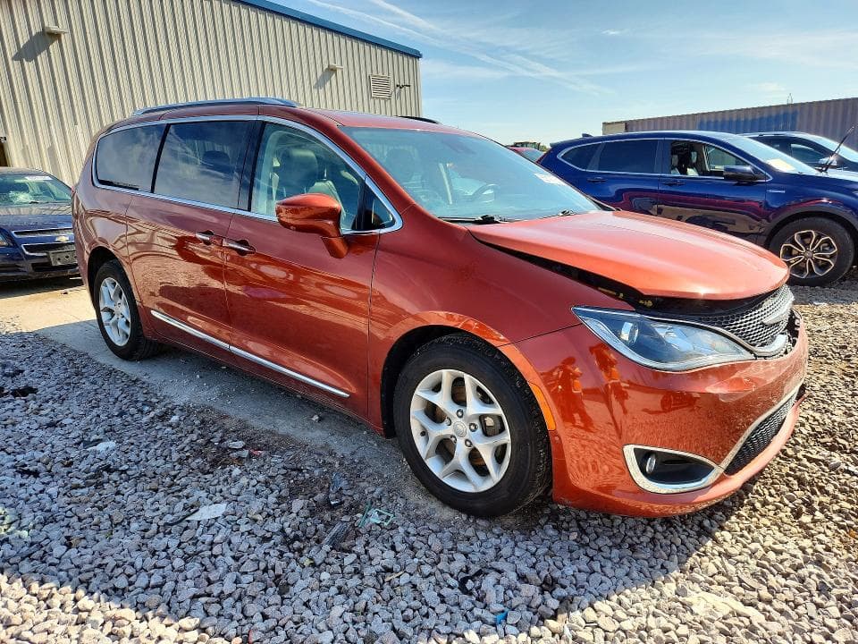 2018 CHRYSLER PACIFICA TOURING L PLUS 4