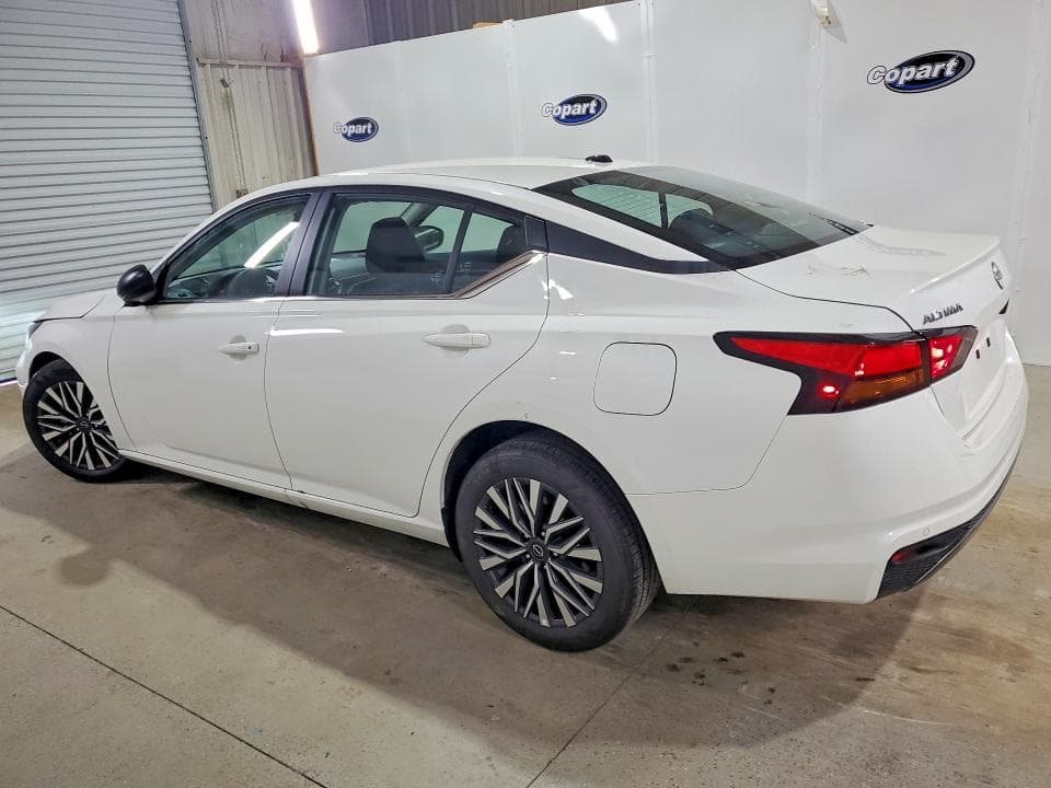 2026 NISSAN ALTIMA SV 2