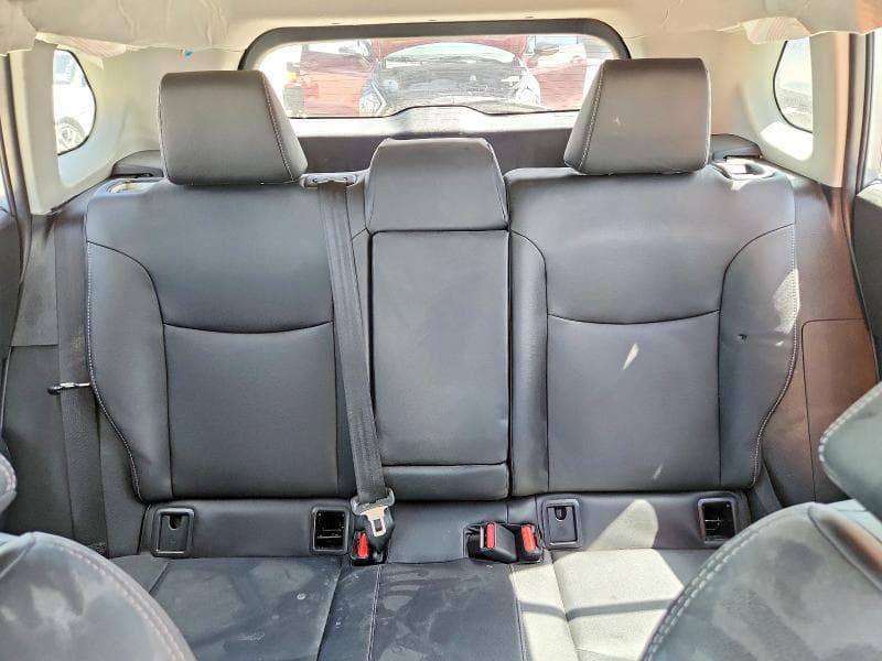 2025 TOYOTA COROLLA CROSS XLE 10