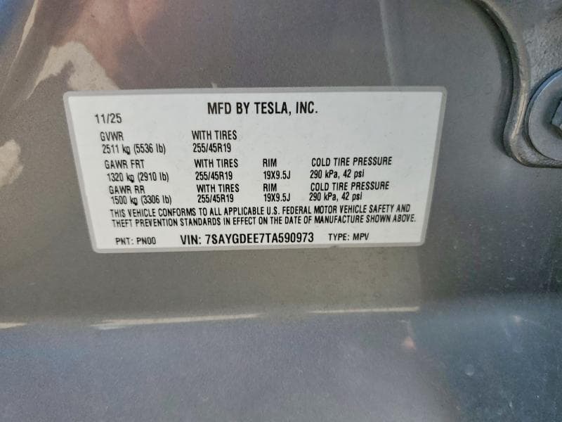 2026 TESLA MODEL Y 13