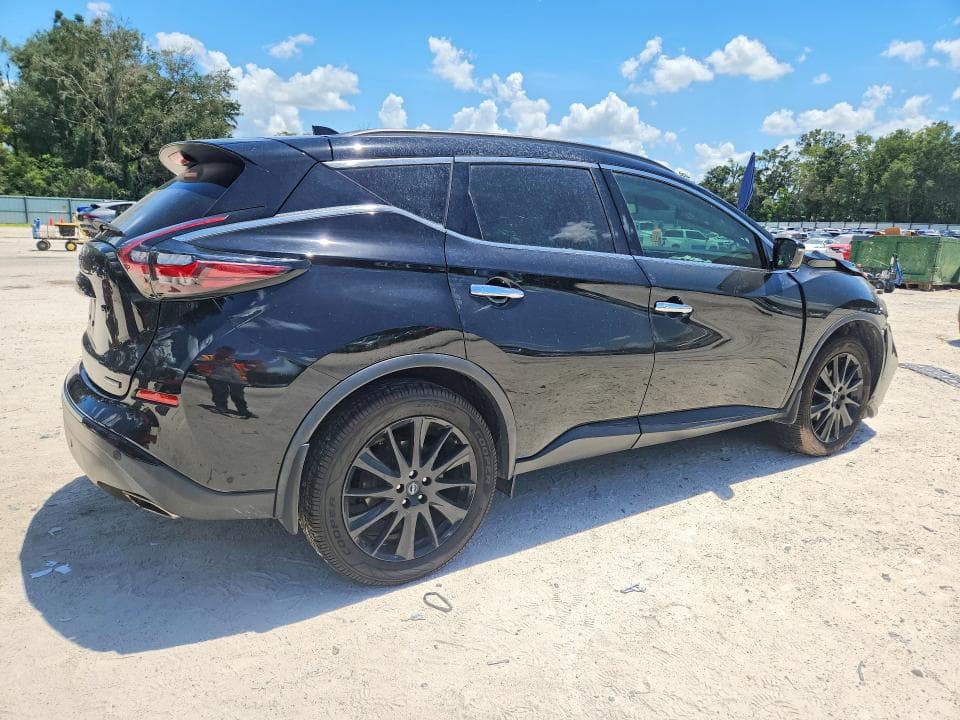 2023 NISSAN MURANO SV 3