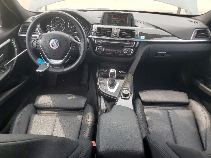 2018 BMW 330 XI 8