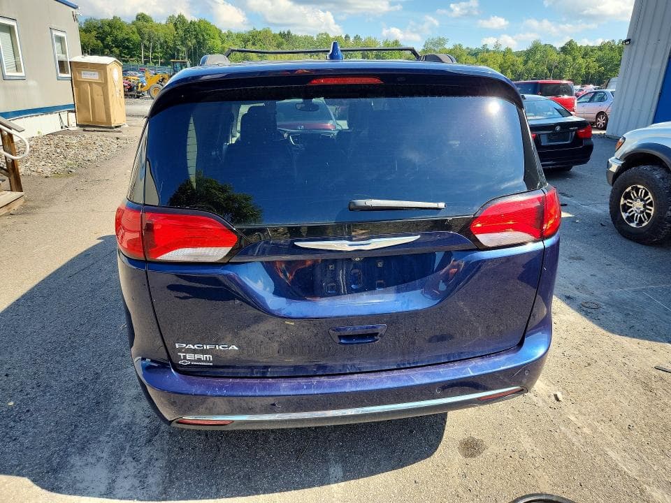 2017 CHRYSLER PACIFICA TOURING L 6