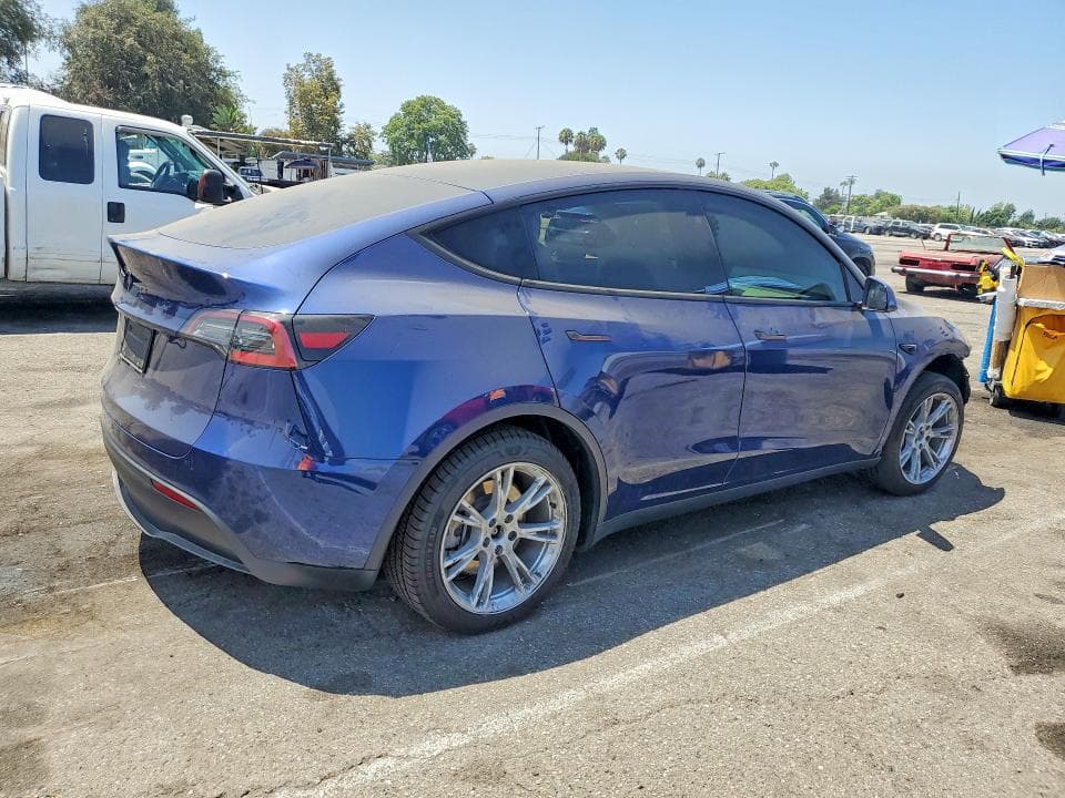 2023 TESLA MODEL Y 3
