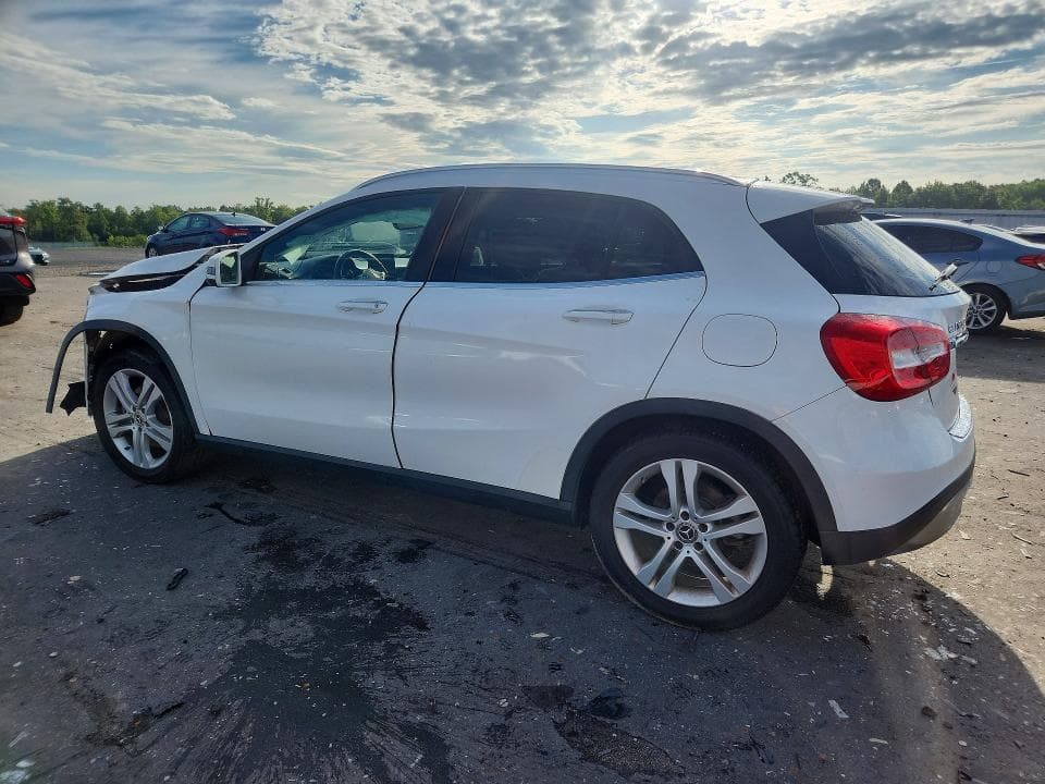 2018 MERCEDES-BENZ GLA 250 4MATIC 2