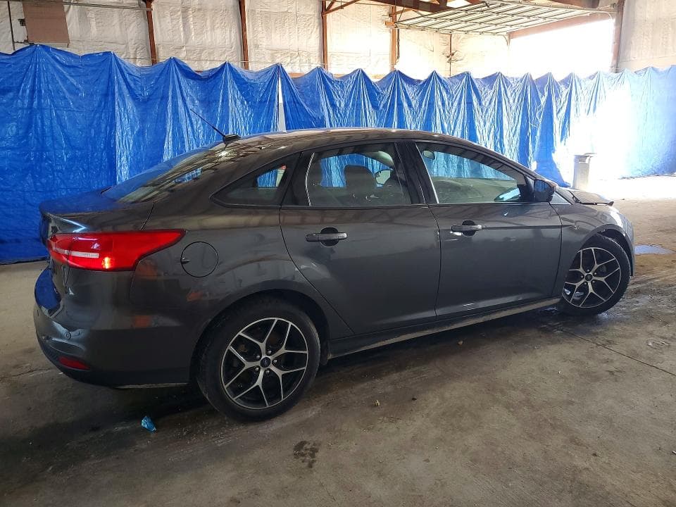 2017 FORD FOCUS SEL 3