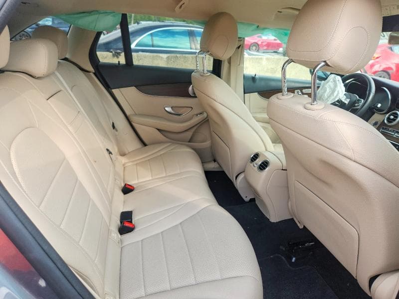 2020 MERCEDES-BENZ GLC 300 4MATIC 11