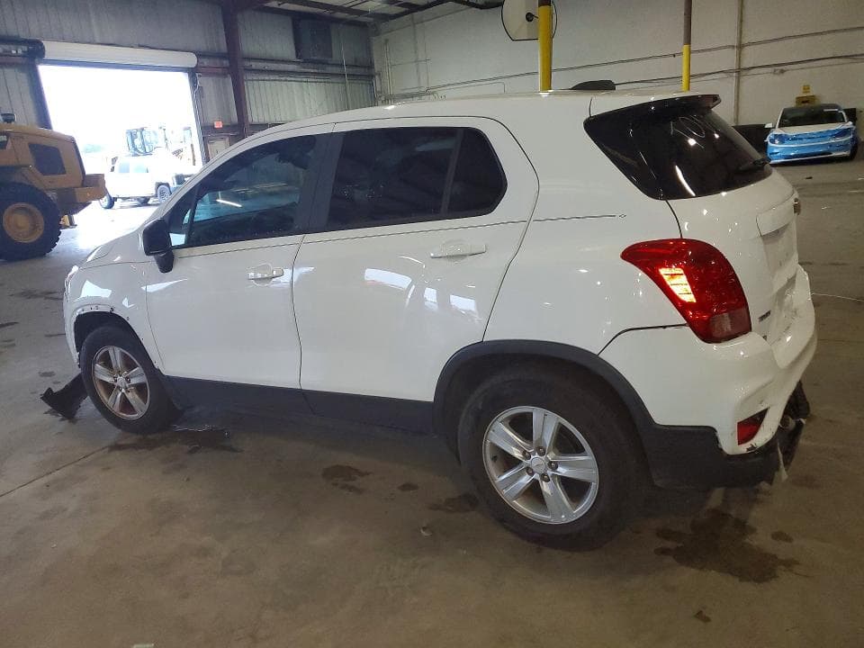 2020 CHEVROLET TRAX LS 2