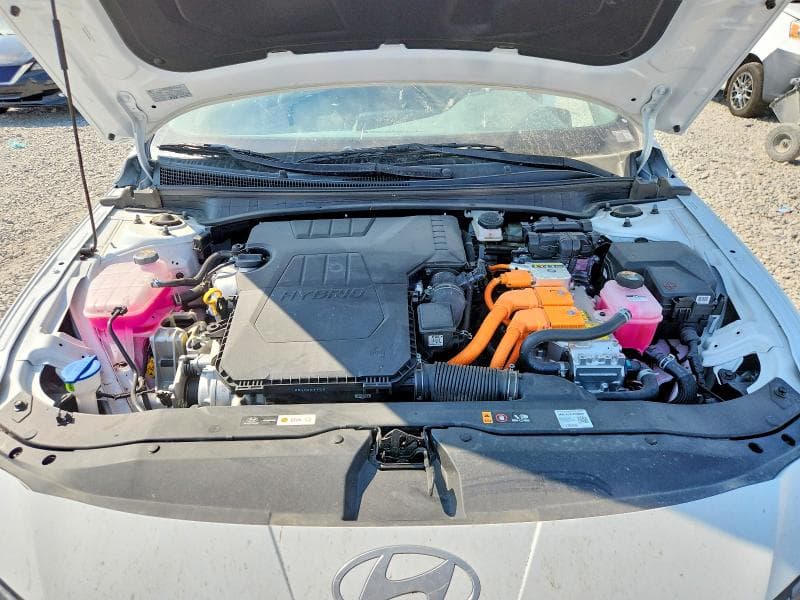 2026 HYUNDAI ELANTRA HYBRID BLUE 11