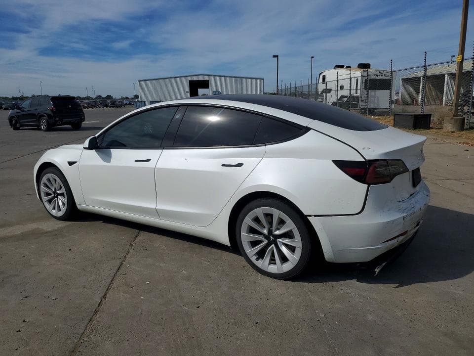 2022 TESLA MODEL 3 2