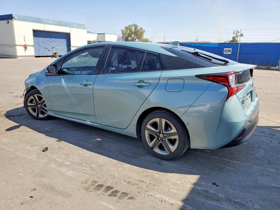 2019 TOYOTA PRIUS XLE 2