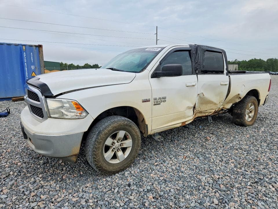 2019 RAM 1500 CLASSIC SLT - 1