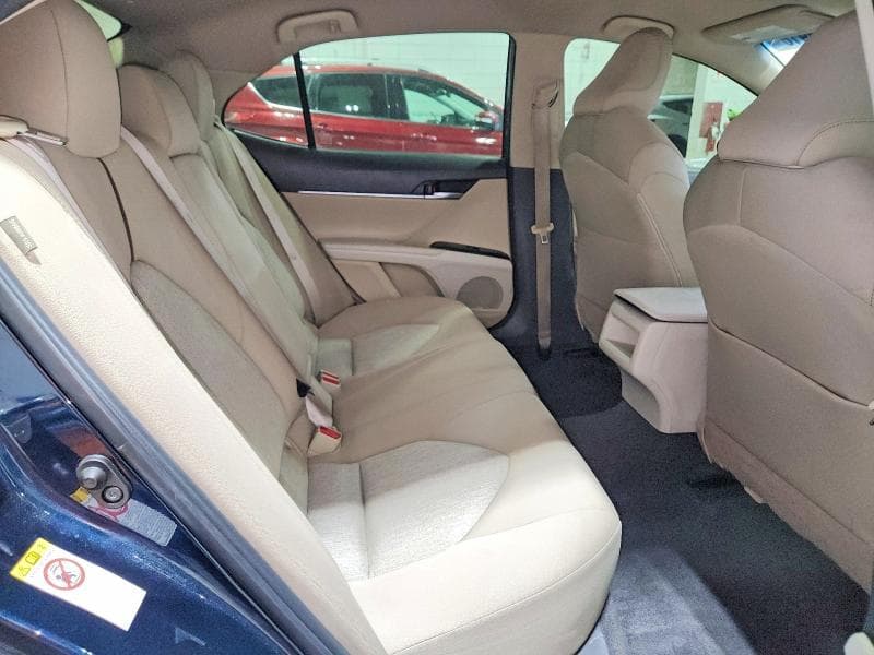 2018 TOYOTA CAMRY LE 10