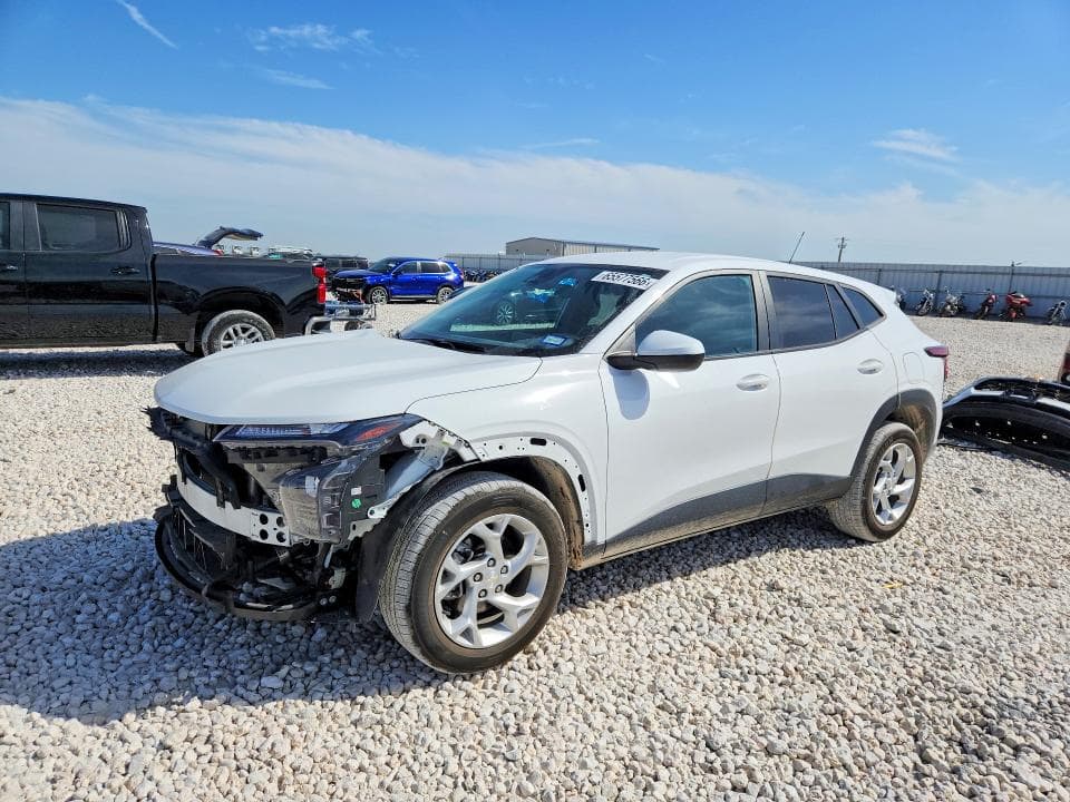 2024 CHEVROLET TRAX LS - 1