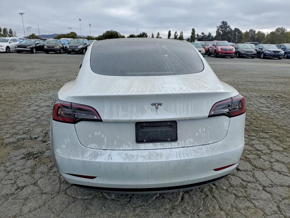 2023 TESLA MODEL 3 6