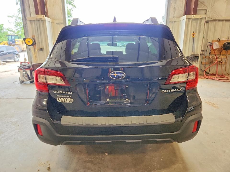 2018 SUBARU OUTBACK 2.5I LIMITED 6