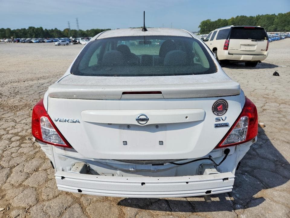 2019 NISSAN VERSA SV 6