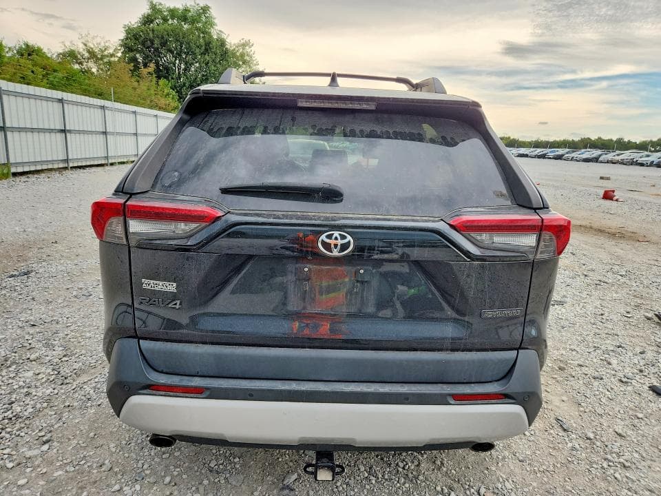 2019 TOYOTA RAV4 ADVENTURE 6