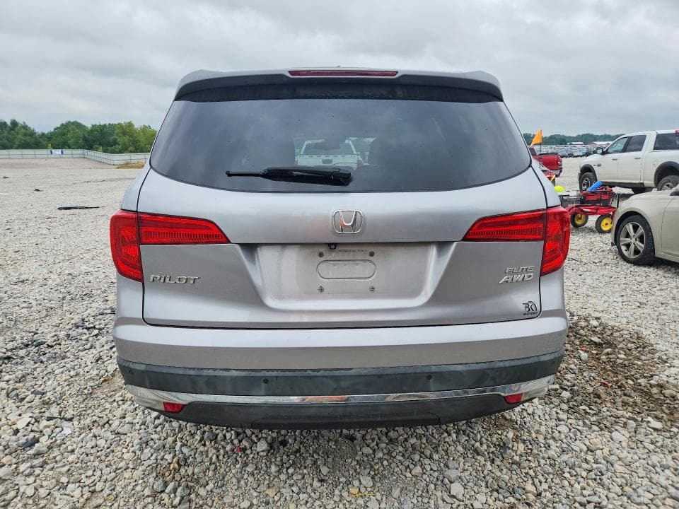 2017 HONDA PILOT ELITE 6