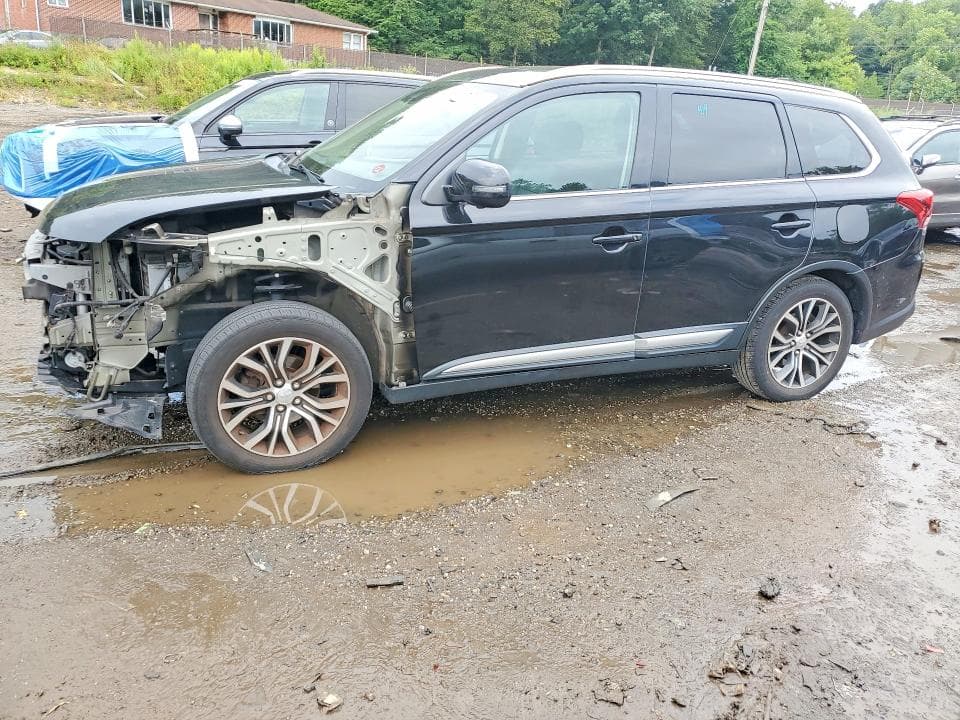 2017 MITSUBISHI OUTLANDER SE - 1