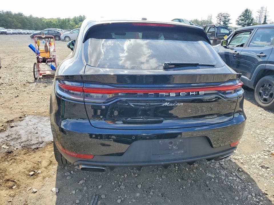 2020 PORSCHE MACAN 6