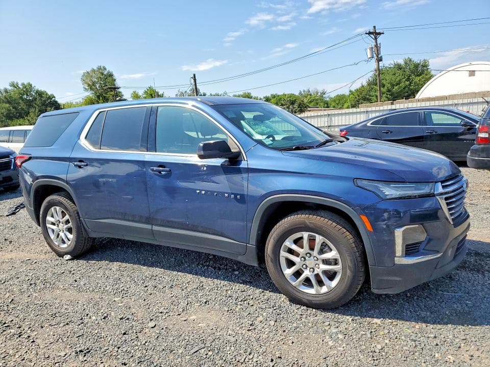 2022 CHEVROLET TRAVERSE LS 4