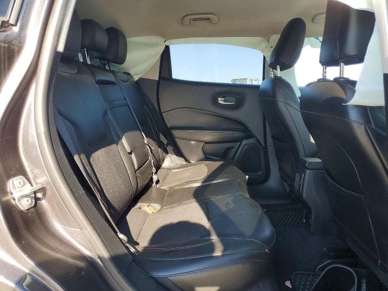 2018 JEEP COMPASS LATITUDE 11