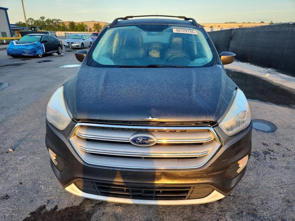 2019 FORD ESCAPE SEL 5