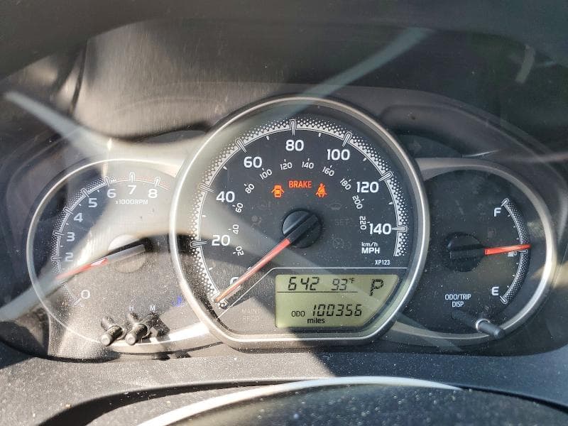 2017 TOYOTA YARIS 5-DOOR LE 9