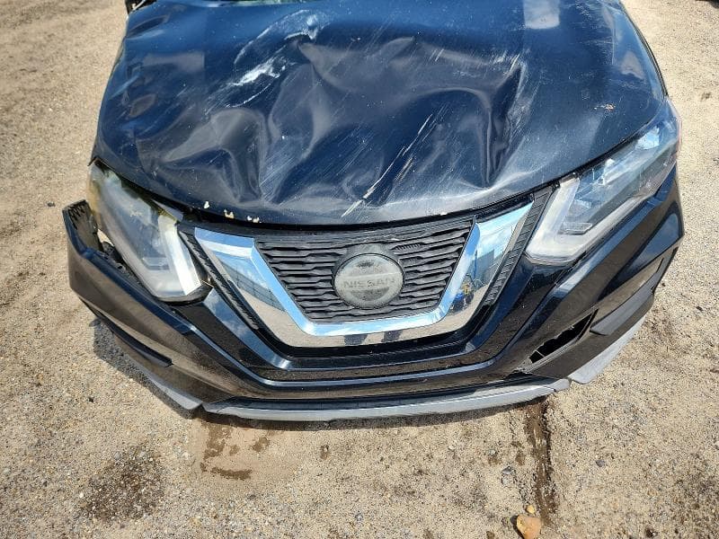 2018 NISSAN ROGUE SV 12