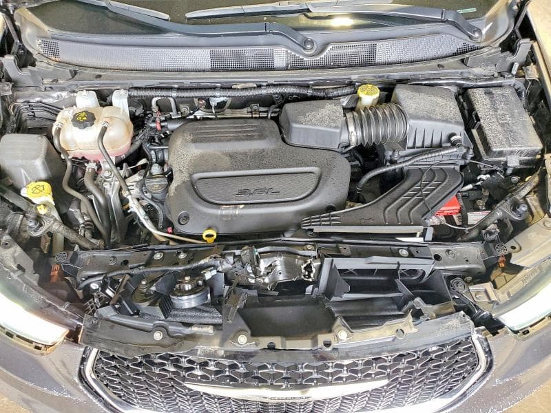 2023 CHRYSLER PACIFICA TOURING L 12