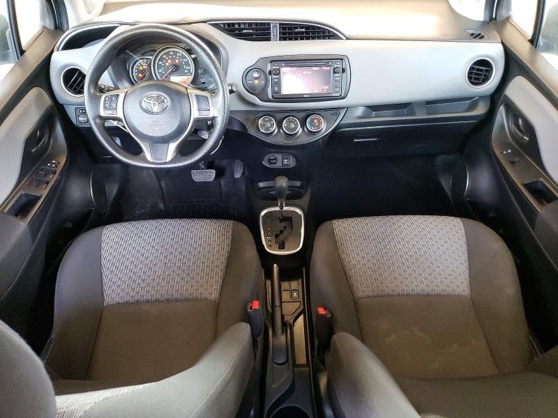 2017 TOYOTA YARIS 5-DOOR LE 8