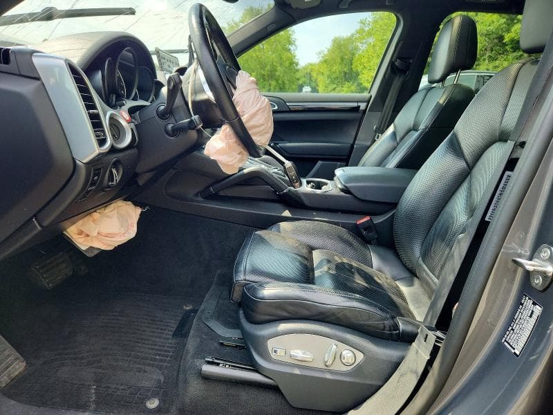 2017 PORSCHE CAYENNE 7