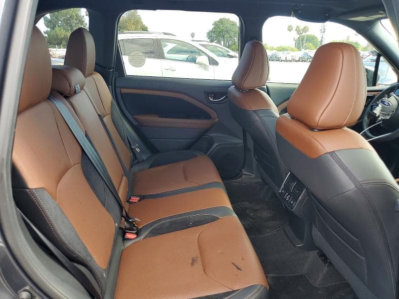 2025 SUBARU FORESTER TOURING 11