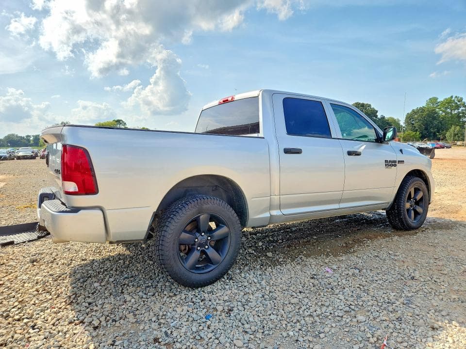 2019 RAM 1500 CLASSIC TRADESMAN 3