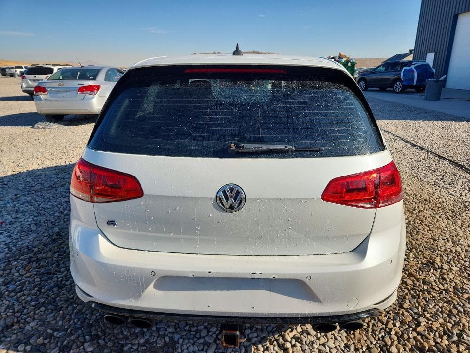 2017 VOLKSWAGEN GOLF R 6