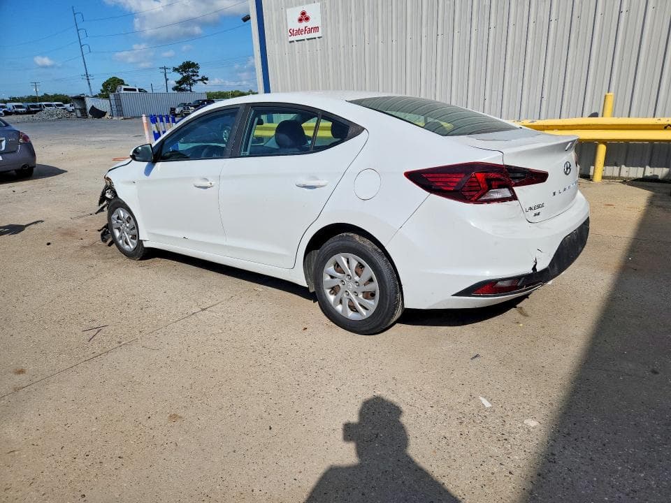 2020 HYUNDAI ELANTRA SE 2