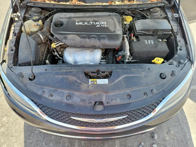 2017 CHRYSLER 200 LIMITED 11