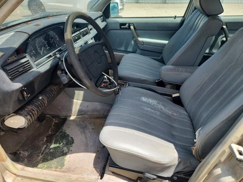 1986 MERCEDES-BENZ 190 E 2.3 7